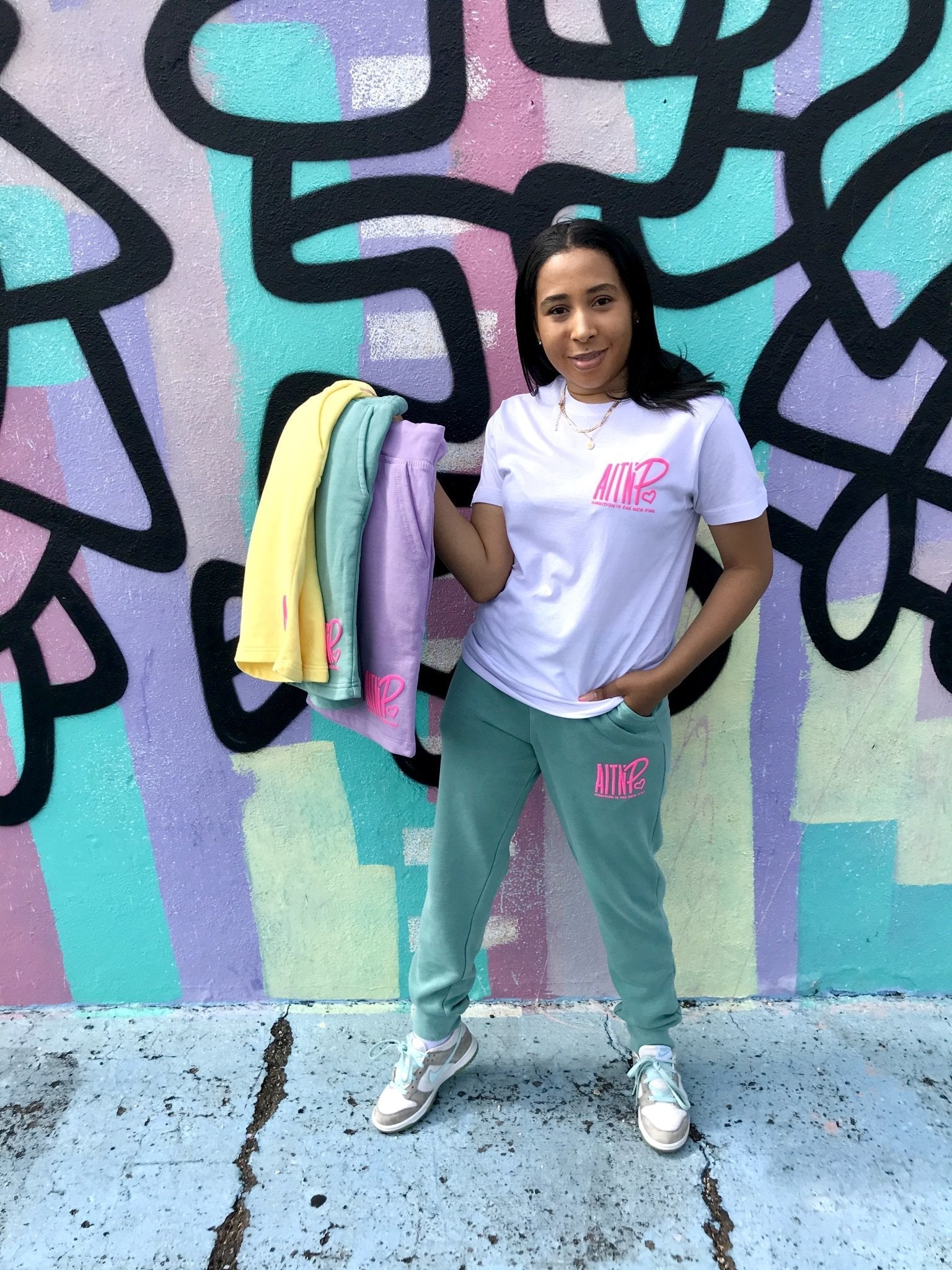 AITNP Springtime Sweat Short Essentials - Ambition Is The New Pink